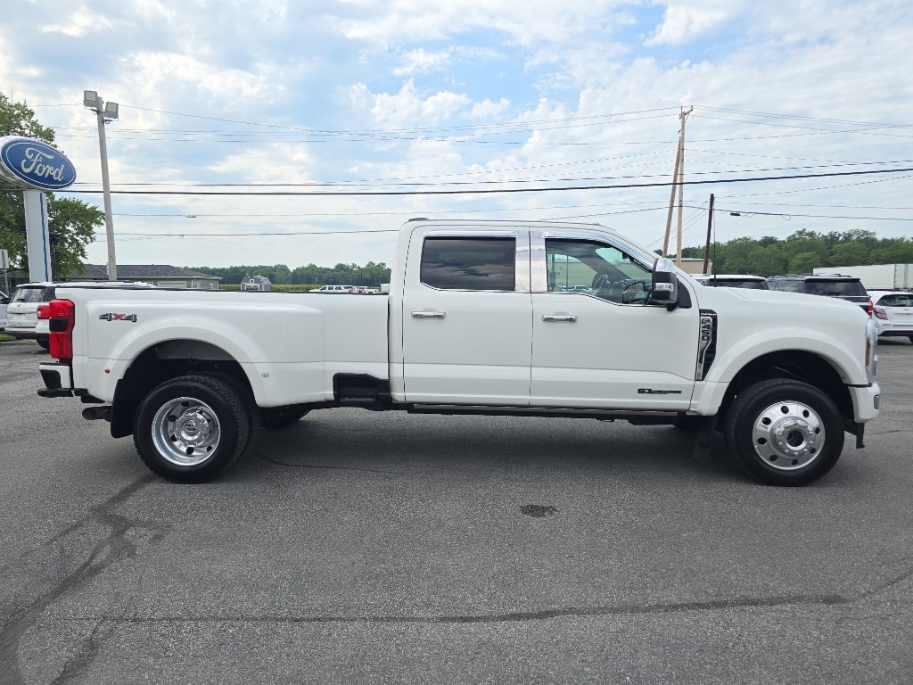 Used 2024 Ford F450 Platinum AWD/4WD image 2