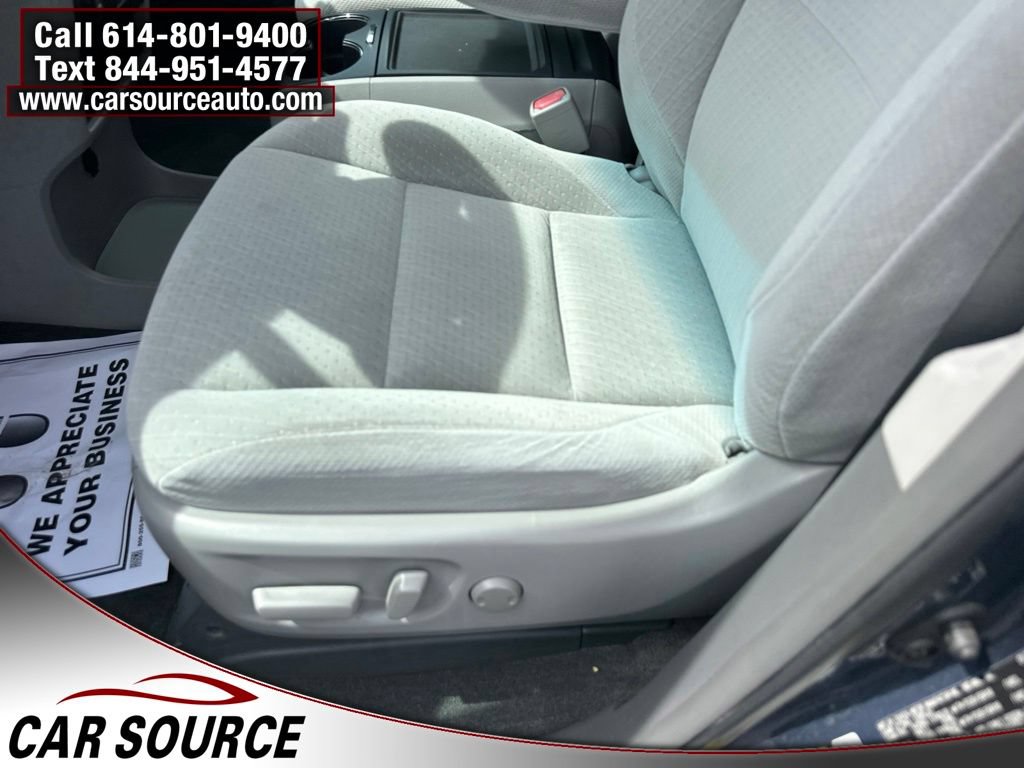 Used 2015 Toyota Sienna LE AWD/4WD image 13