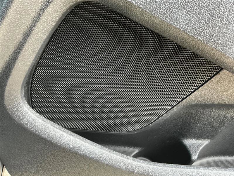 Used 2017 Ford Explorer Platinum image 38