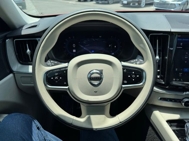 Used 2024 Volvo XC60 B5 Ultimate image 26