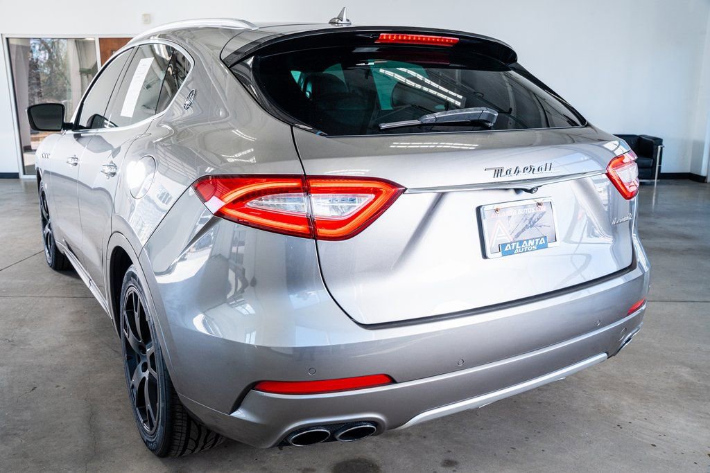 Used 2017 Maserati Levante w/ Luxury Package image 24