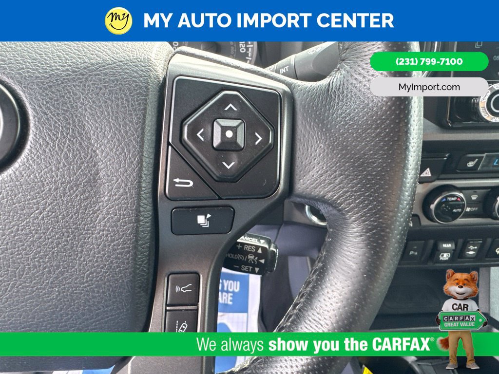 Used 2018 Toyota Tacoma TRD Sport AWD/4WD image 17