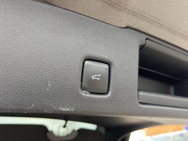 Certified 2020 Ford Escape Titanium image 26