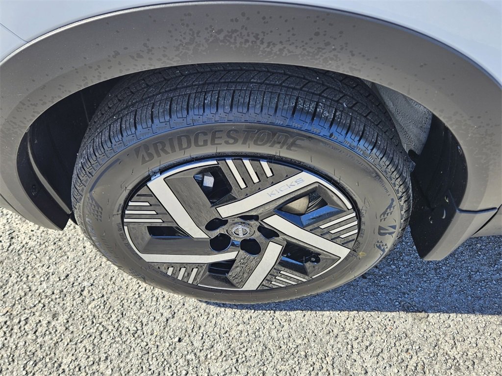 New 2026 Nissan Kicks SV w/ SV Premium Package image 15