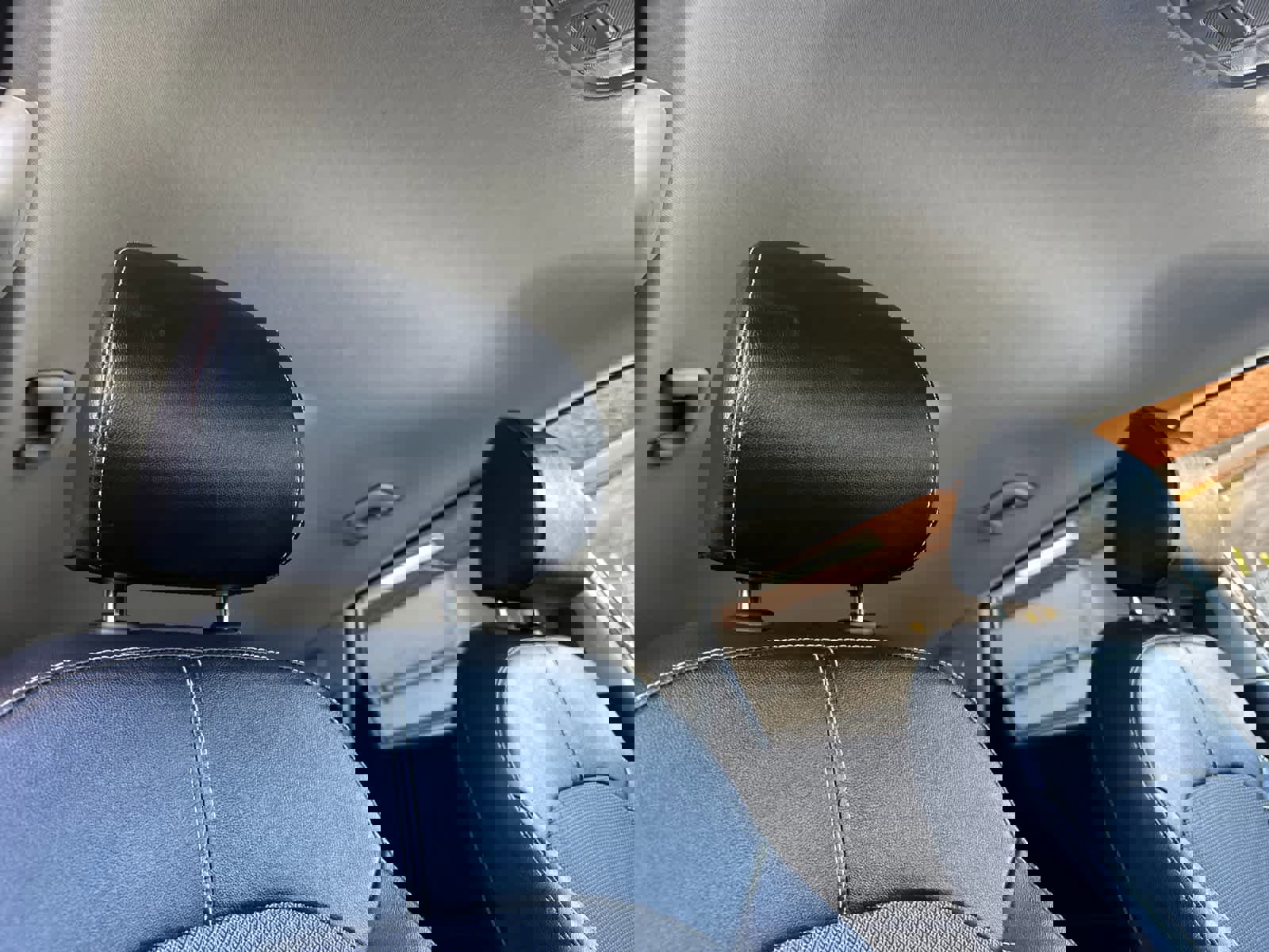 Used 2022 Kia Niro EX w/ Cold Weather Package image 17