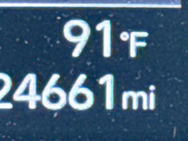 Used 2024 Hyundai Elantra SE image 33