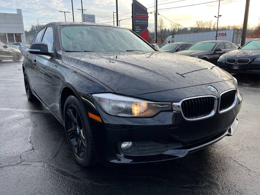 Used 2015 BMW 320i xDrive Sedan AWD/4WD image 3
