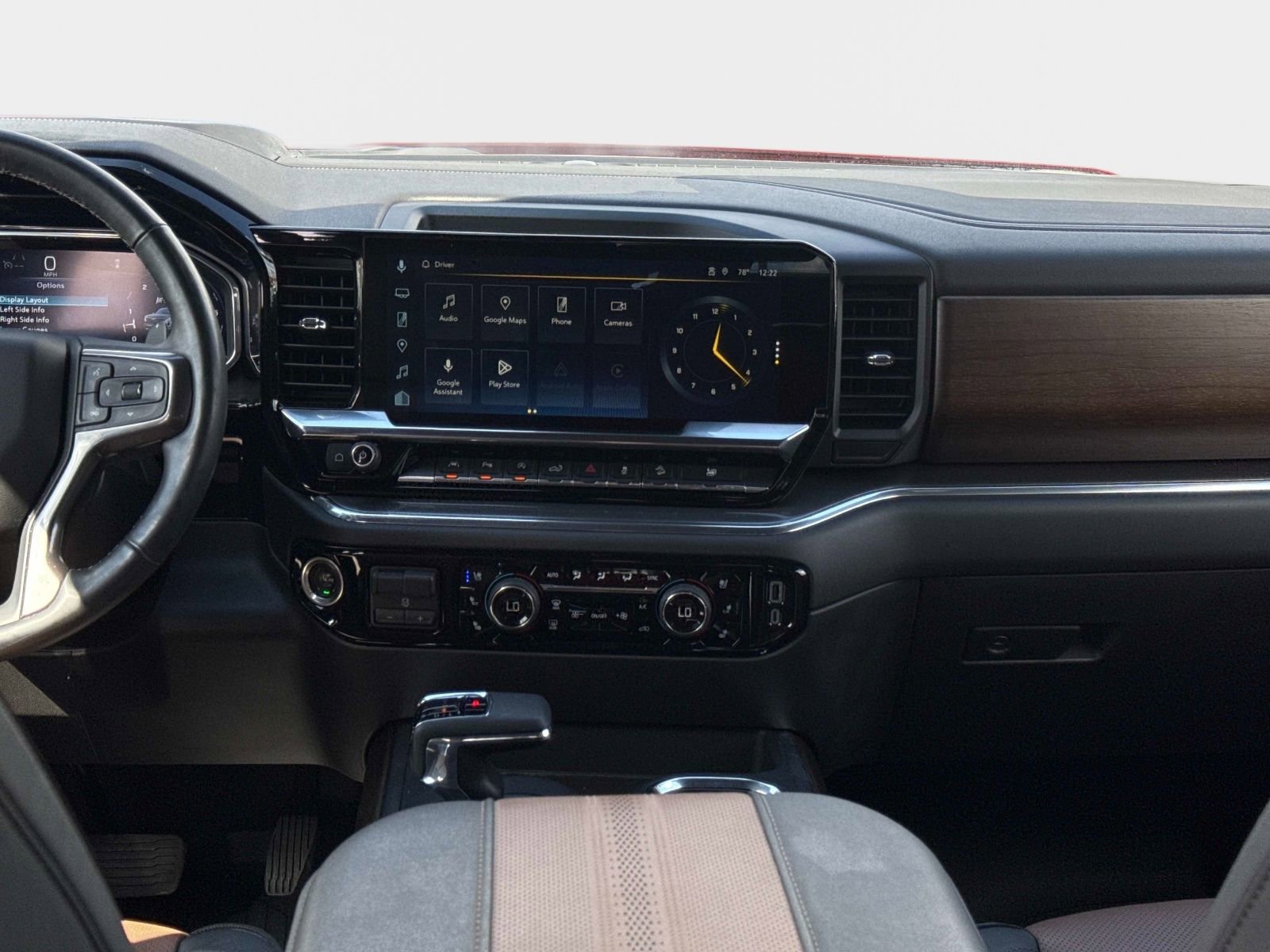 Used 2024 Chevrolet Silverado 1500 High Country w/ Technology Package image 15