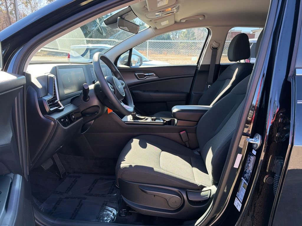 Certified 2024 Kia Sportage LX image 15