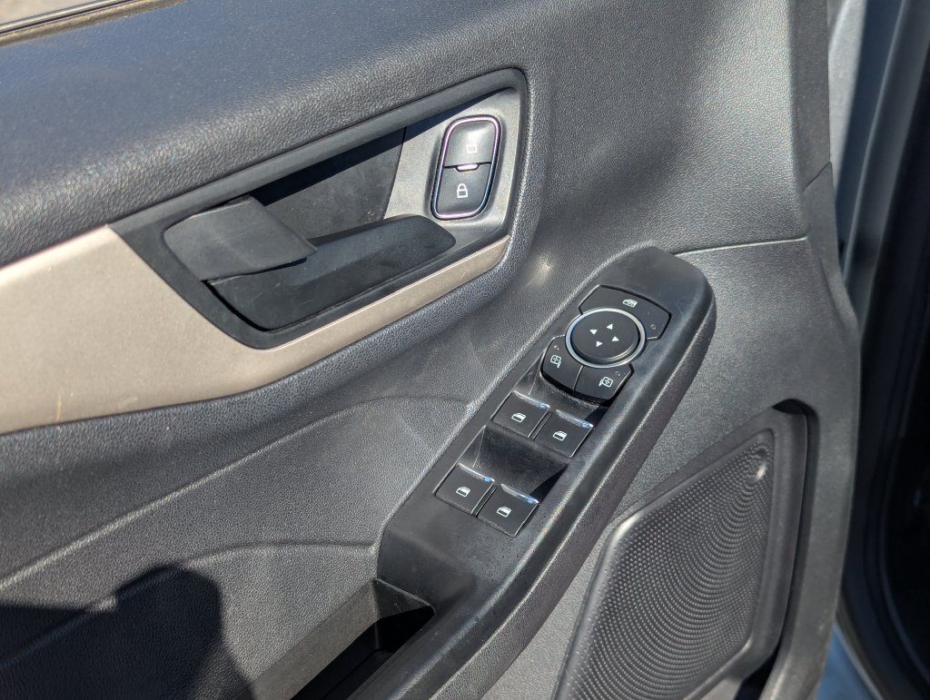 Used 2022 Ford Escape SE AWD/4WD image 26