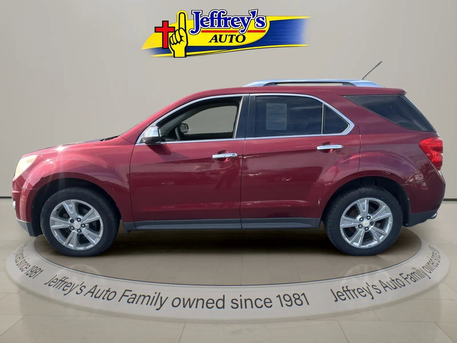 Used 2011 Chevrolet Equinox LTZ FWD image 2