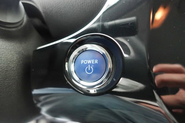 Certified 2017 Toyota Prius Two image 19