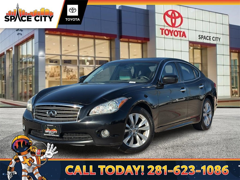 Used 2011 INFINITI M37 w/ Premium Pkg