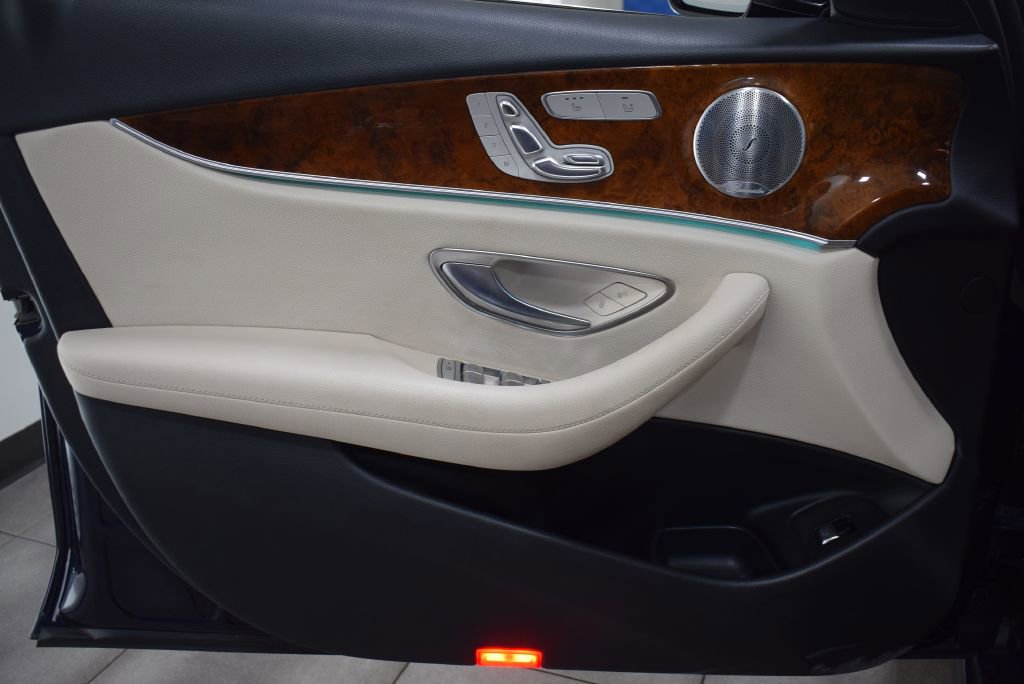 Used 2018 Mercedes-Benz E 300 w/ Premium 1 Package image 7