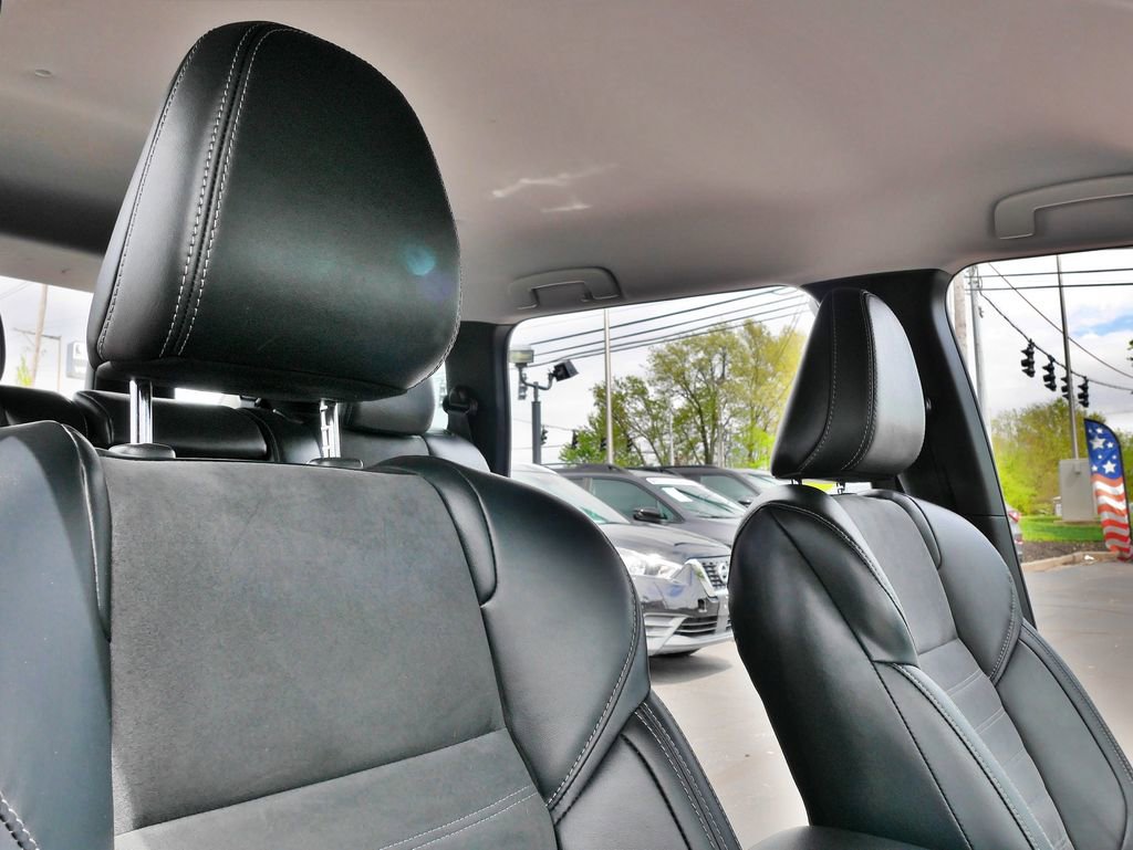 Used 2024 Mitsubishi Outlander SE Black Edition AWD/4WD image 14