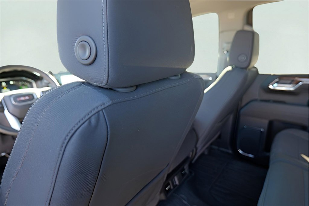 New 2025 GMC Sierra 1500 Elevation image 21