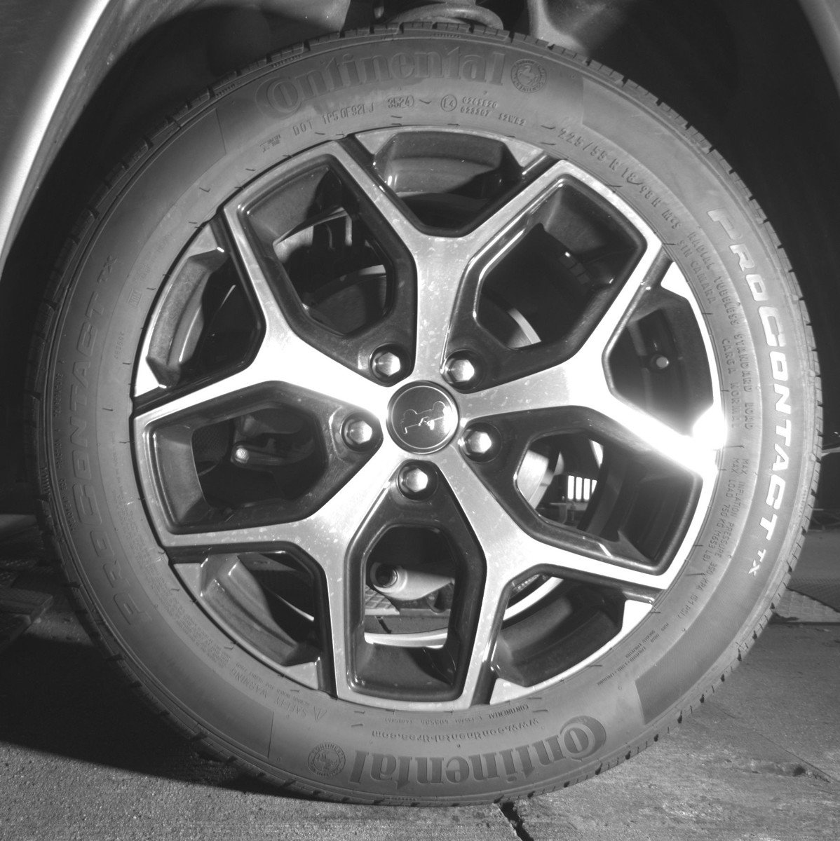 Used 2025 Jeep Compass Limited AWD/4WD image 14