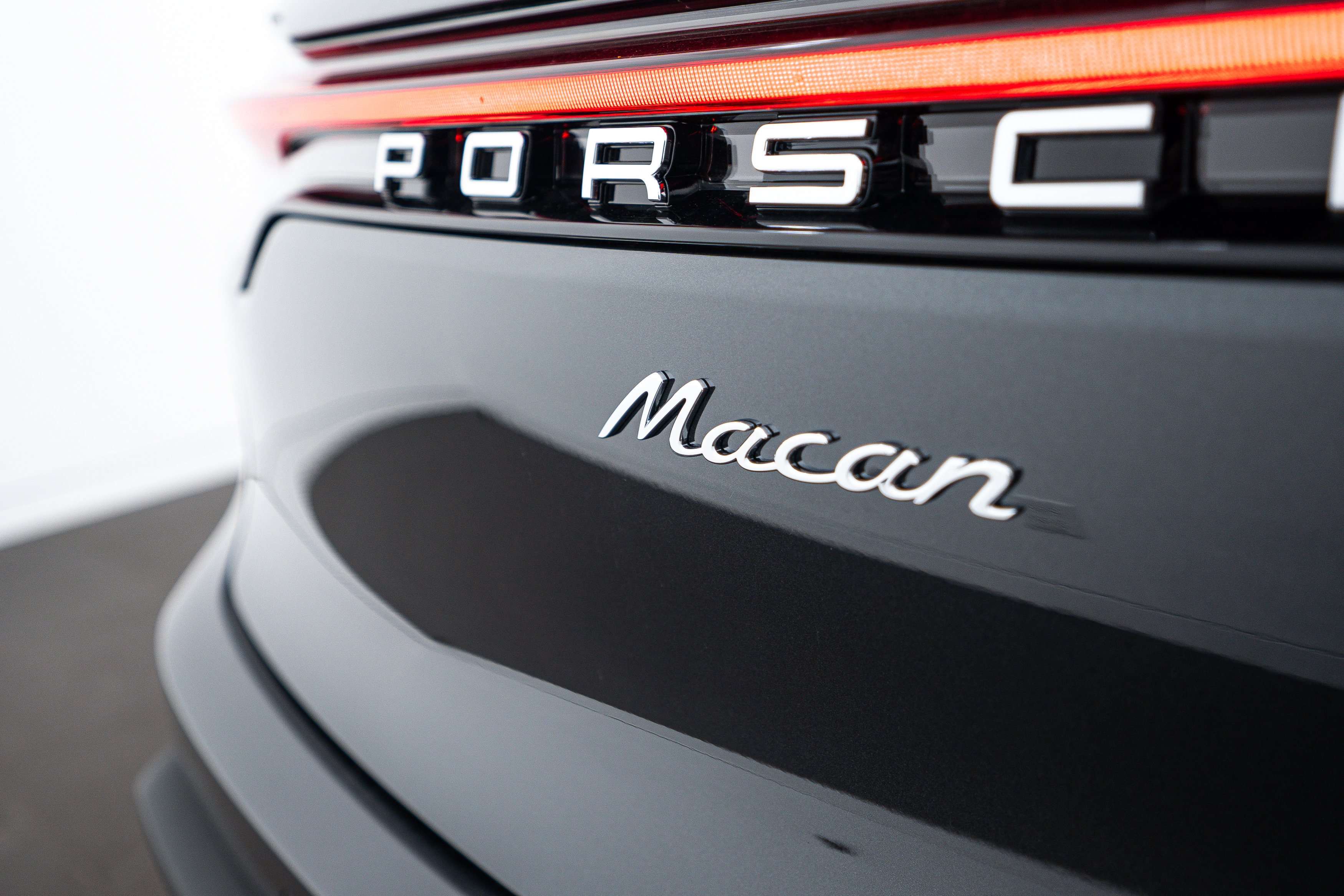New 2025 Porsche Macan image 25