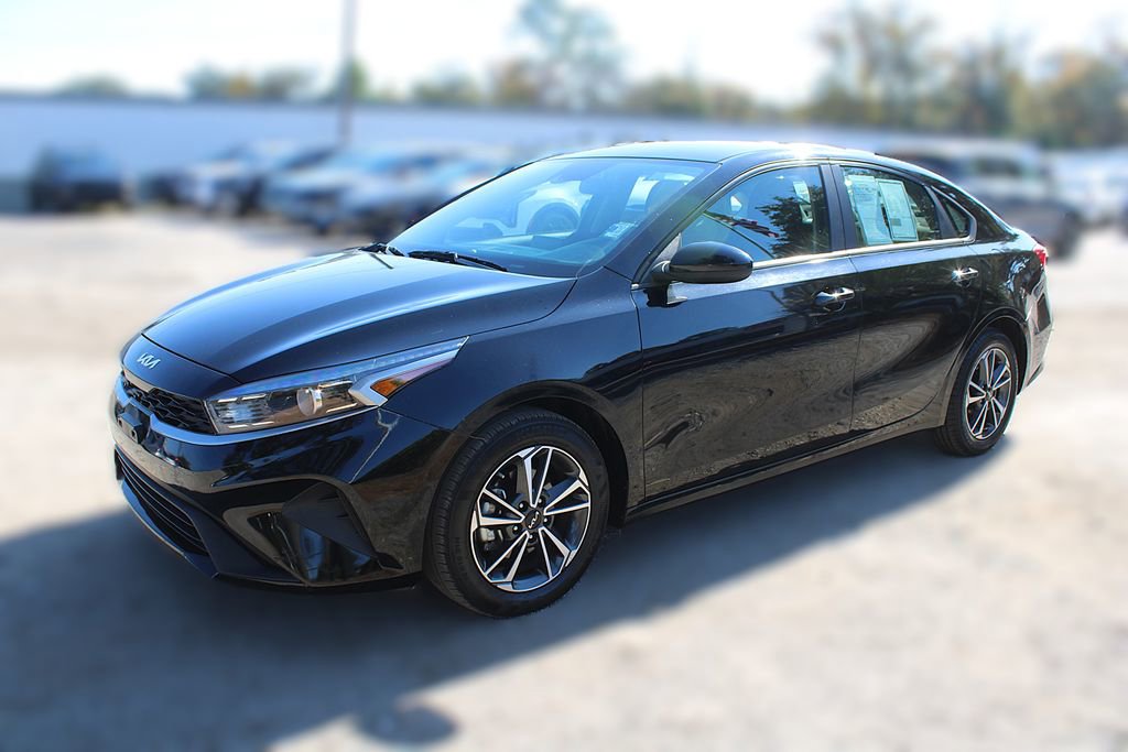 Certified 2023 Kia Forte LXS image 14