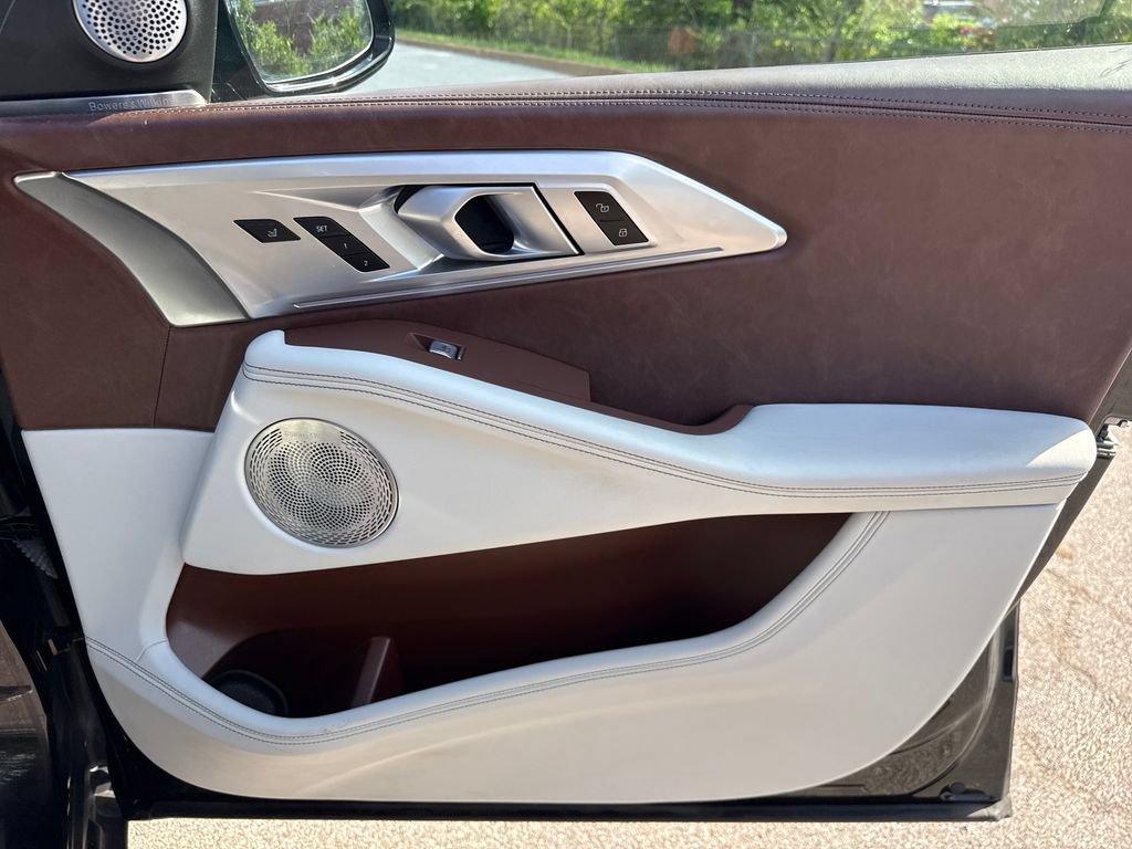 Used 2023 BMW XM AWD/4WD image 30