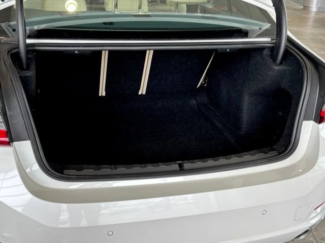 Used 2025 BMW 330i Sedan RWD image 43