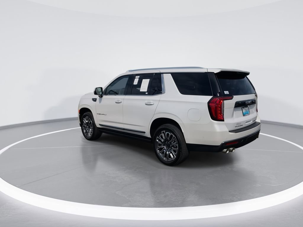 Used 2024 GMC Yukon Denali Ultimate AWD/4WD image 6