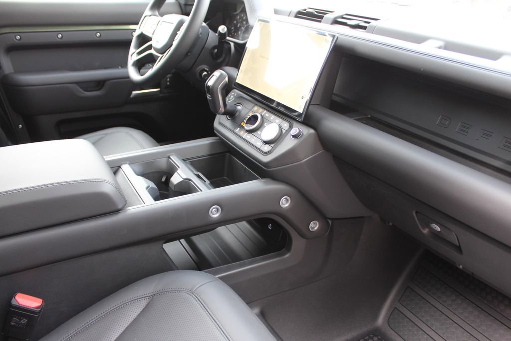 New 2026 Land Rover Defender 130 S image 21