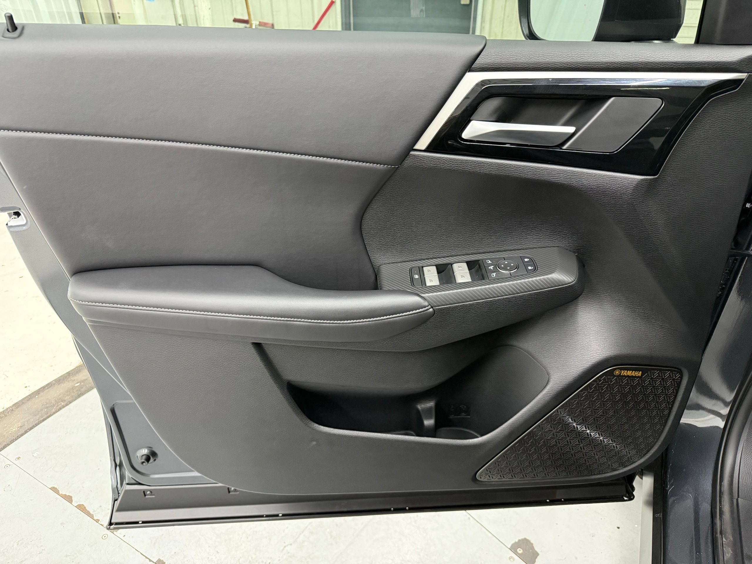 New 2026 Mitsubishi Outlander SE AWD/4WD image 9