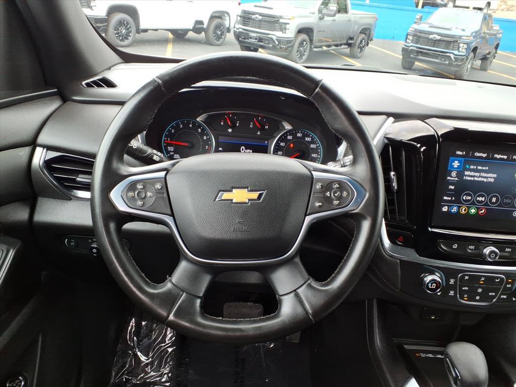 Used 2023 Chevrolet Traverse LT image 15