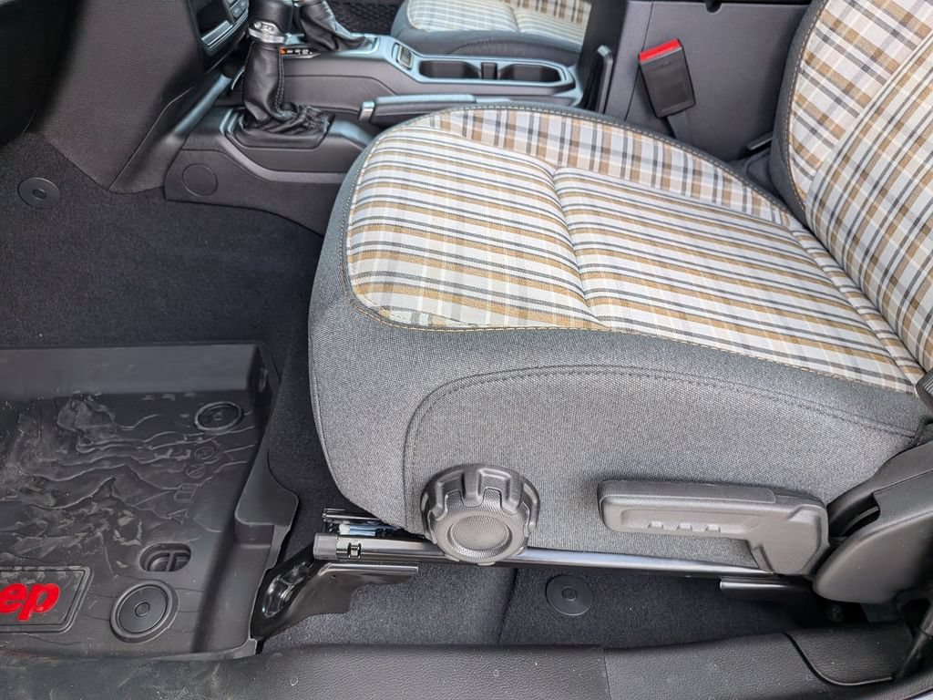 New 2026 Jeep Wrangler Unlimited Sport AWD/4WD image 15