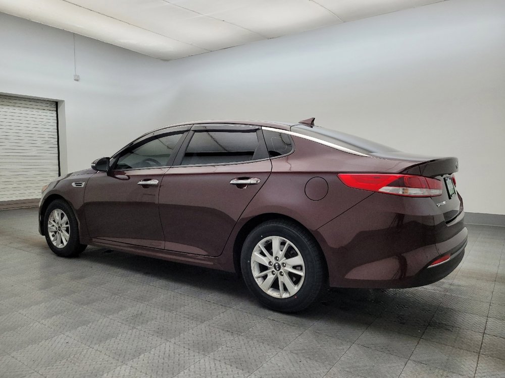 Used 2017 Kia Optima LX image 3