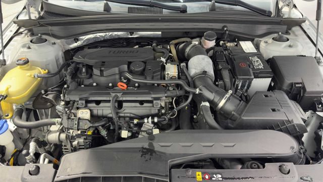 Used 2021 Kia K5 GT-Line FWD image 34
