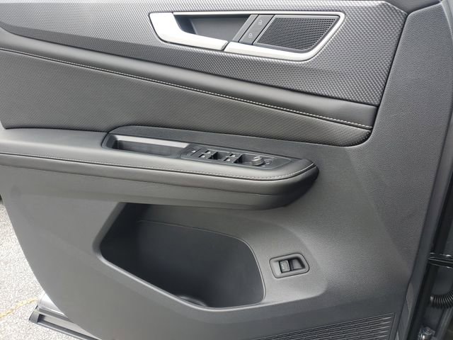 New 2026 Volkswagen Atlas Cross Sport SEL R-Line image 22