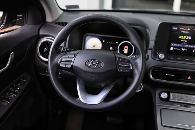 Used 2023 Hyundai Kona SE FWD image 28
