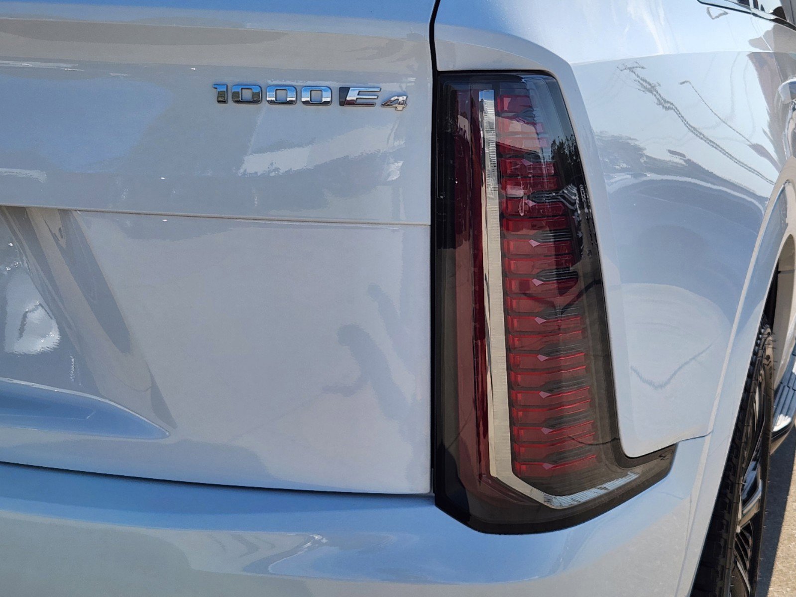 New 2025 Cadillac Escalade IQ Sport 2 AWD/4WD image 10