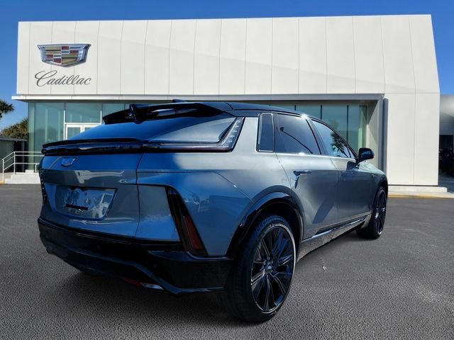 New 2027 Cadillac Lyriq Signature Sport RWD image 3