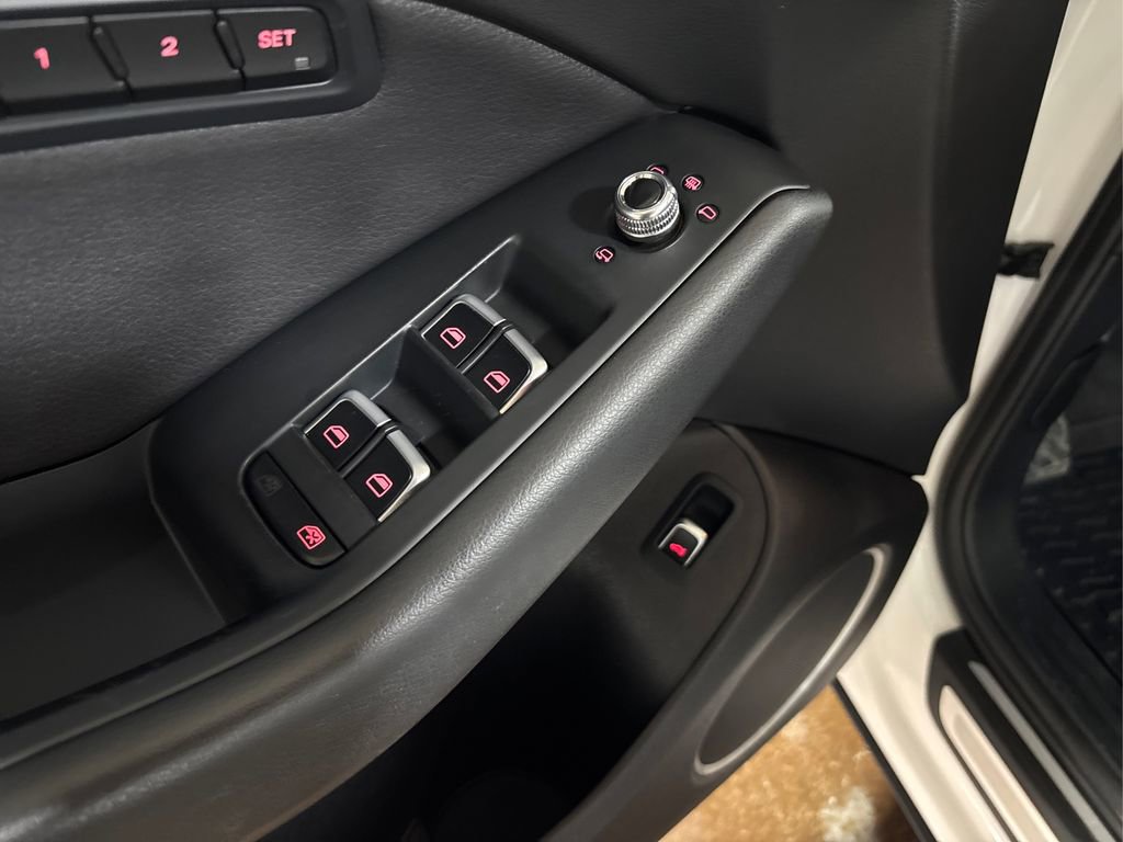 Used 2016 Audi Q5 2.0T Premium Plus w/ Technology Package image 36