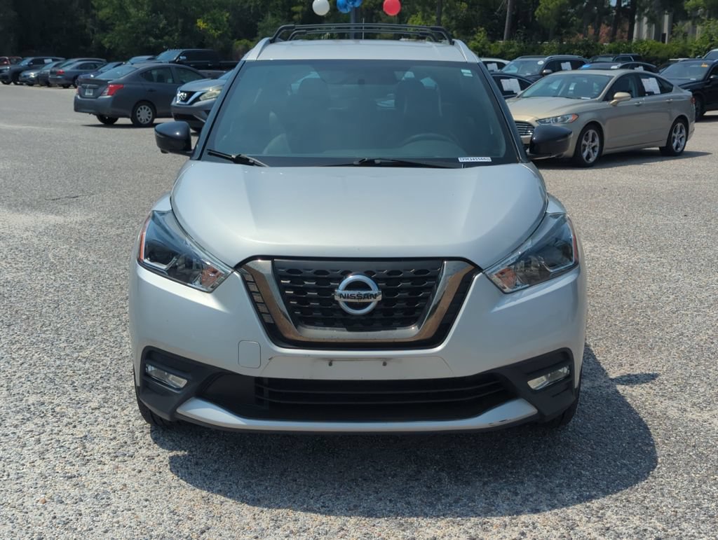 Used 2019 Nissan Kicks SR w/ SR Premium Package FWD image 10