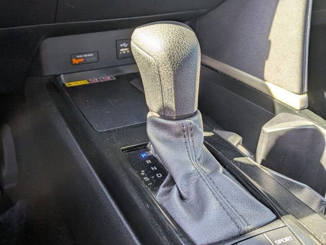 Used 2025 Toyota Camry LE image 16