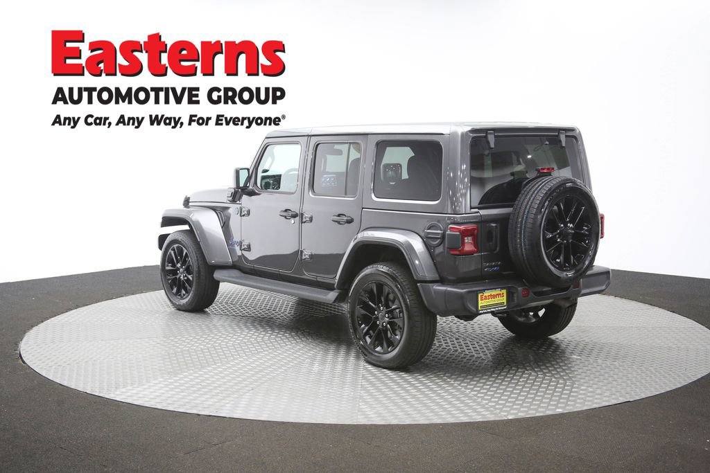Used 2025 Jeep Wrangler Unlimited Sahara AWD/4WD image 60