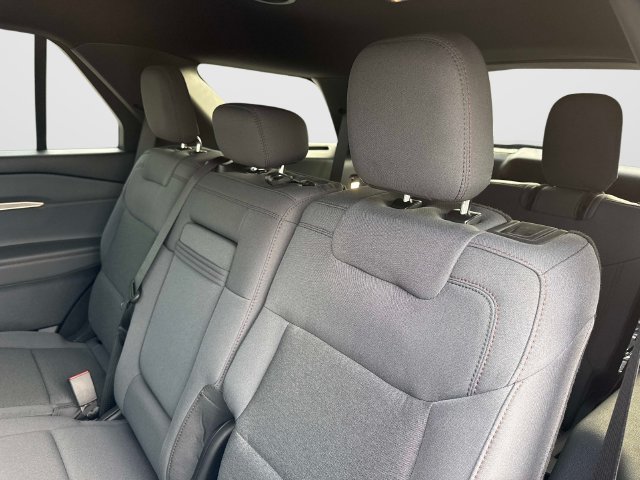 New 2027 Ford Explorer Active RWD image 15