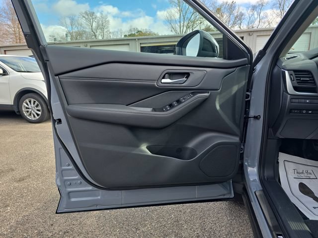 New 2026 Nissan Rogue Dark Armor FWD image 14