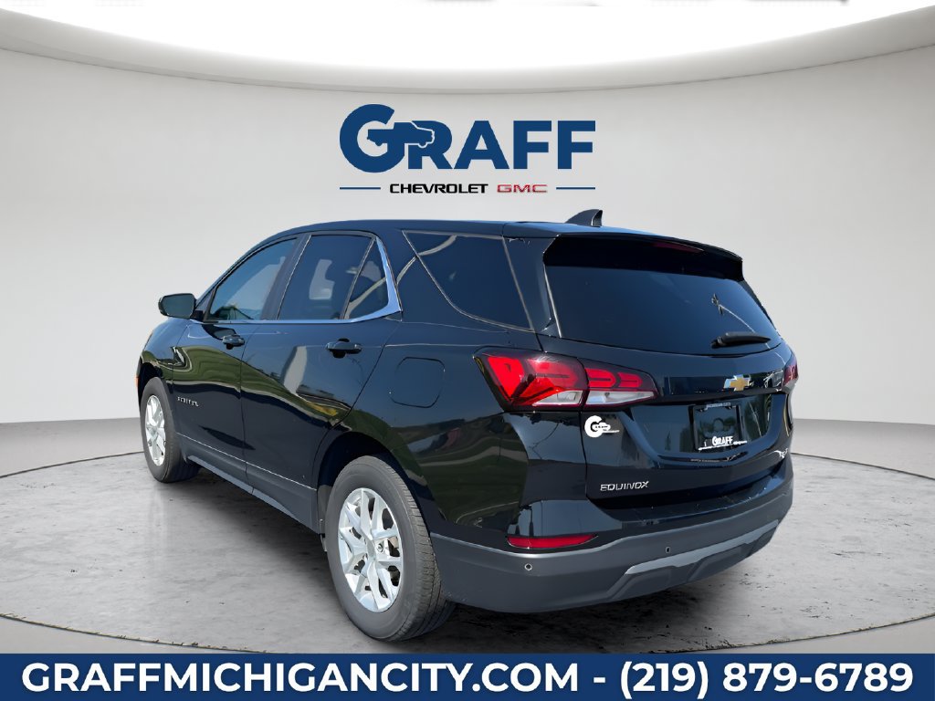 Used 2024 Chevrolet Equinox LT AWD/4WD image 3