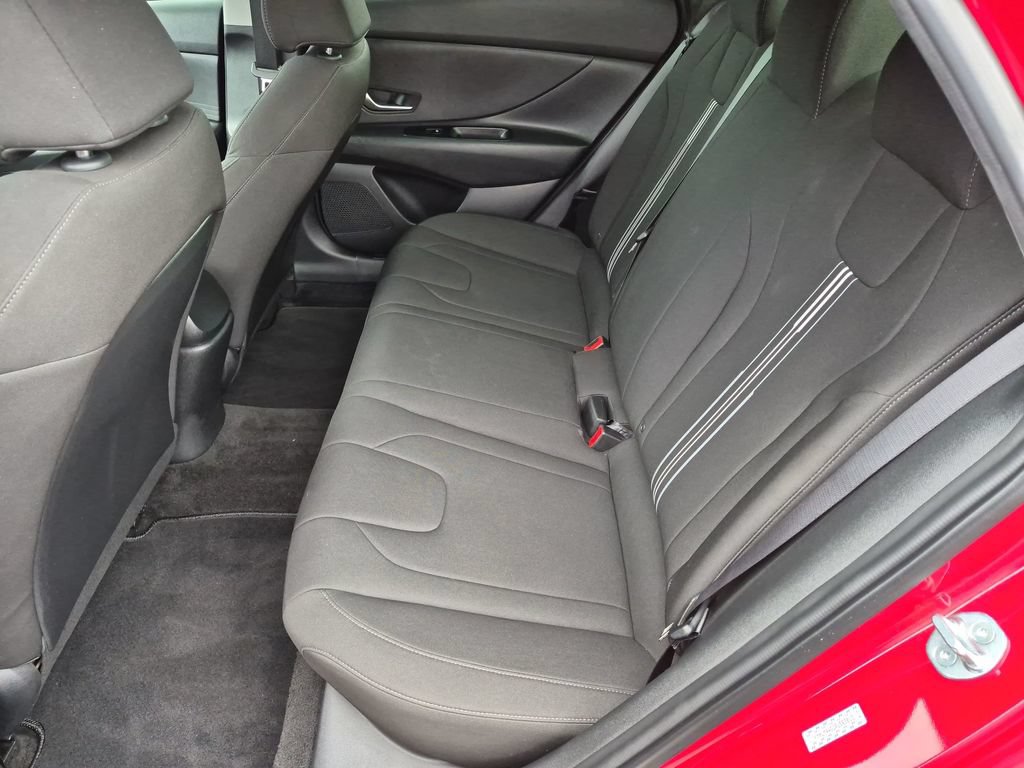 Used 2023 Hyundai Elantra SEL FWD image 27