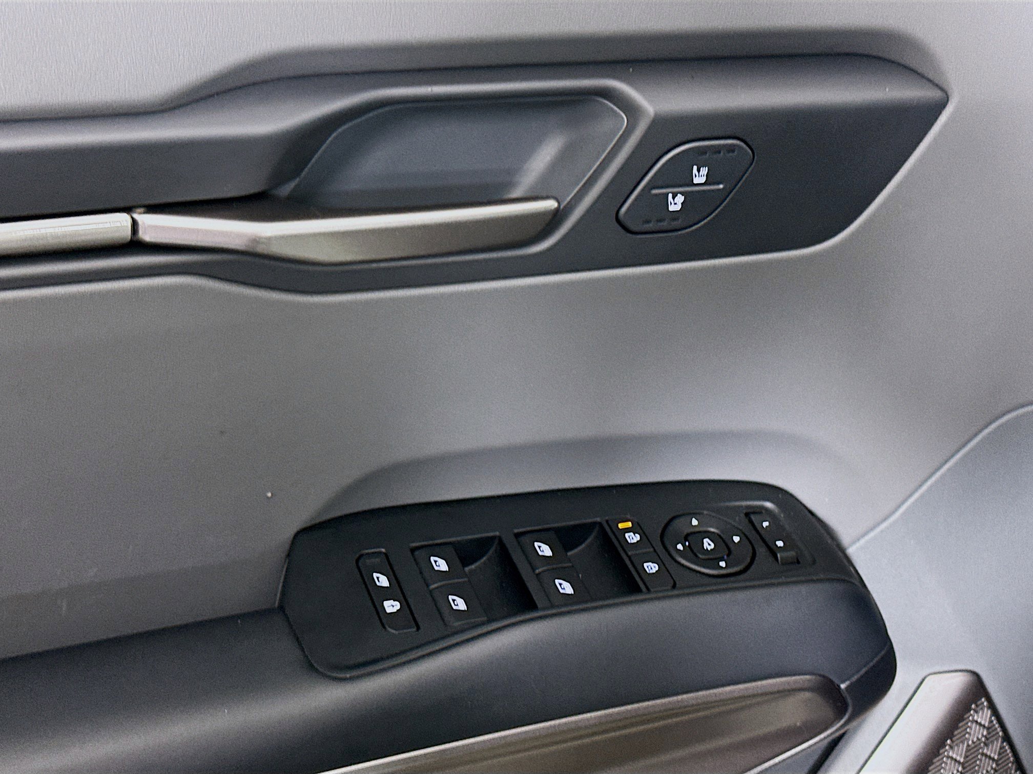 Used 2024 Kia EV9 Light Long Range RWD image 15