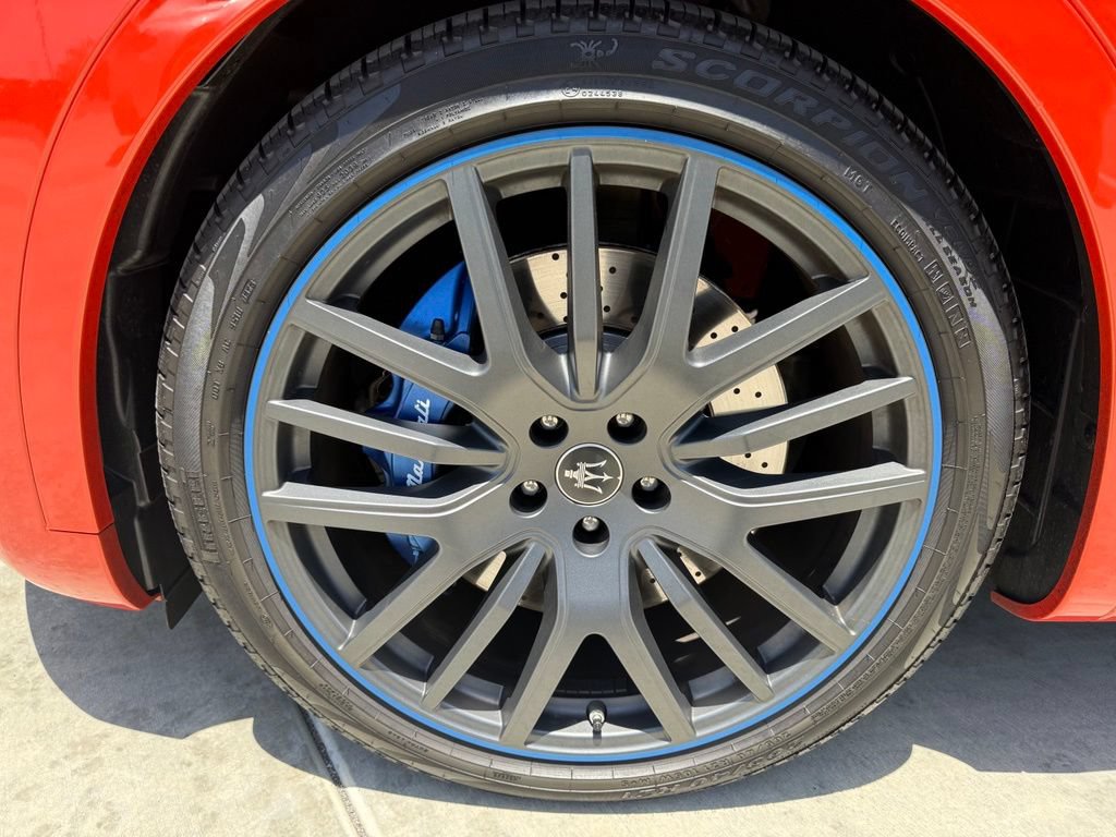 Certified 2023 Maserati Levante Modena AWD/4WD image 12
