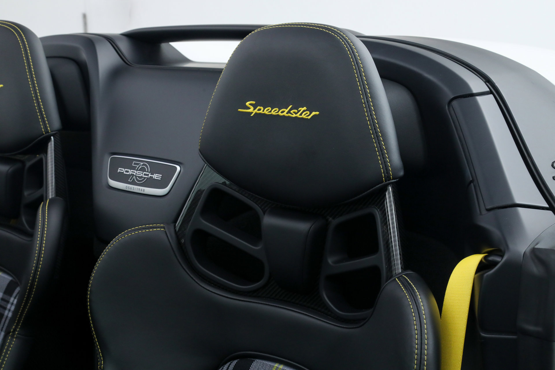 Used 2019 Porsche 911 Speedster image 26