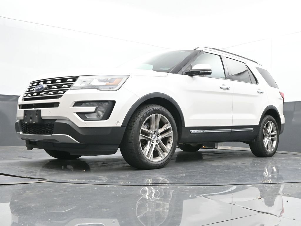 Used 2017 Ford Explorer Limited w/ Equipment Group 301A image 50