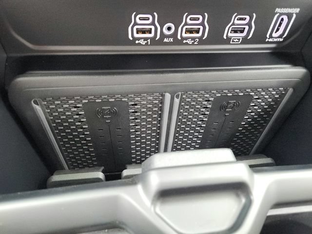 New 2025 RAM 2500 Limited AWD/4WD image 20