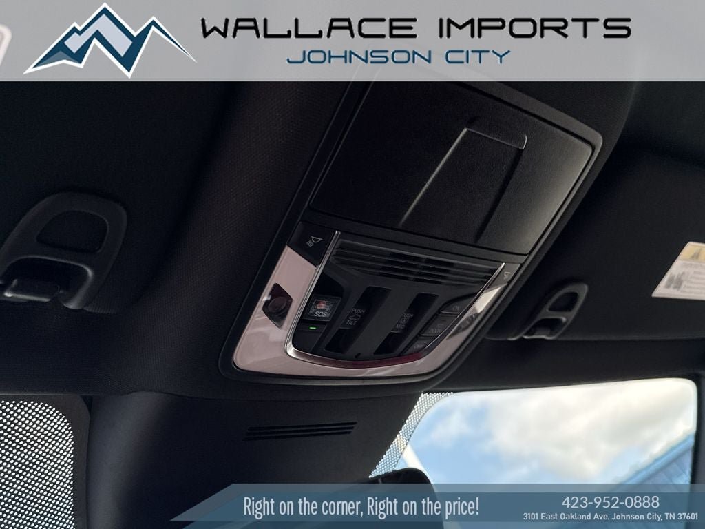 Used 2025 Acura MDX A-Spec AWD/4WD image 16